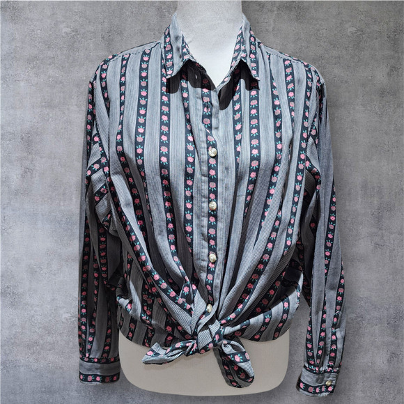 Vintage Button Down Shirt - Picture 6 of 6